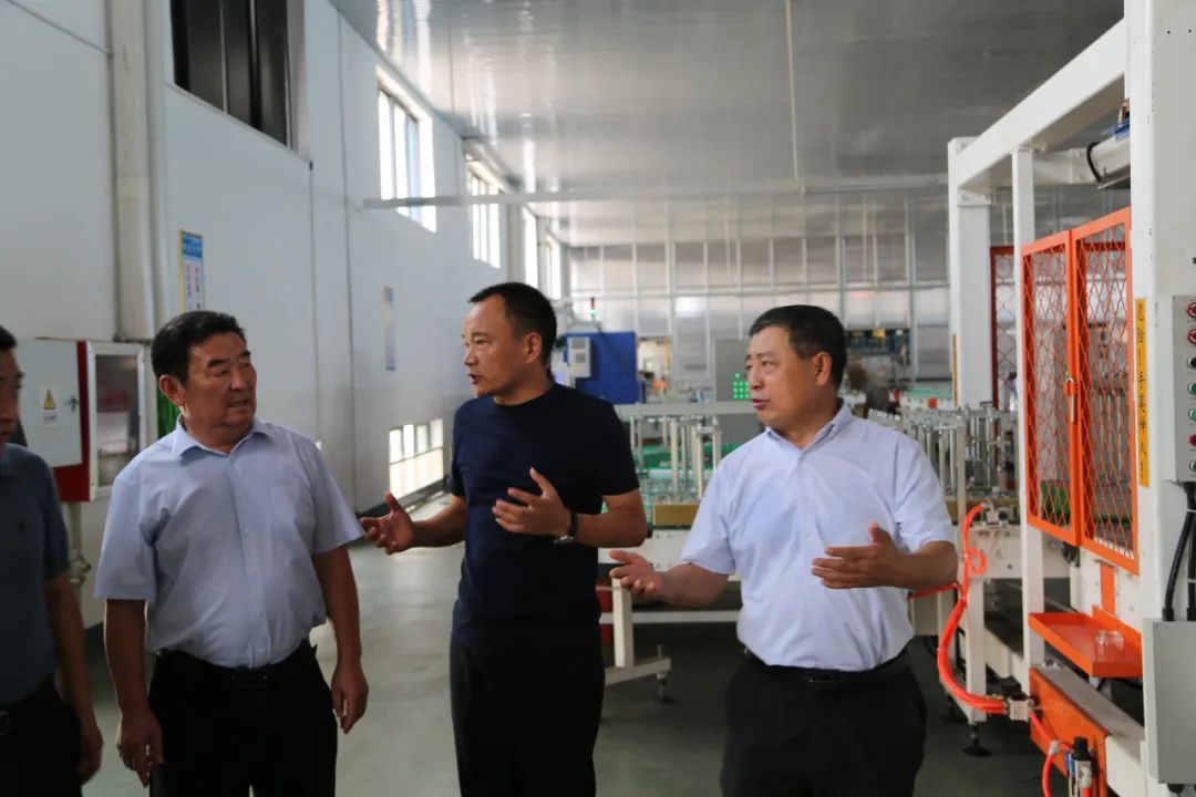 中国罐头工业协会理事长刘有千一行调研平邑罐头产业